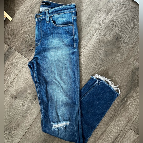 Distressed ankle length jeans! Brand new! - Picture 3 of 4